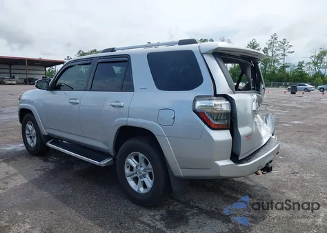 2022 Toyota 4Runner Sr5 Premium z USA, uszkodzony, nr VIN JTEFU5JR4N5273974